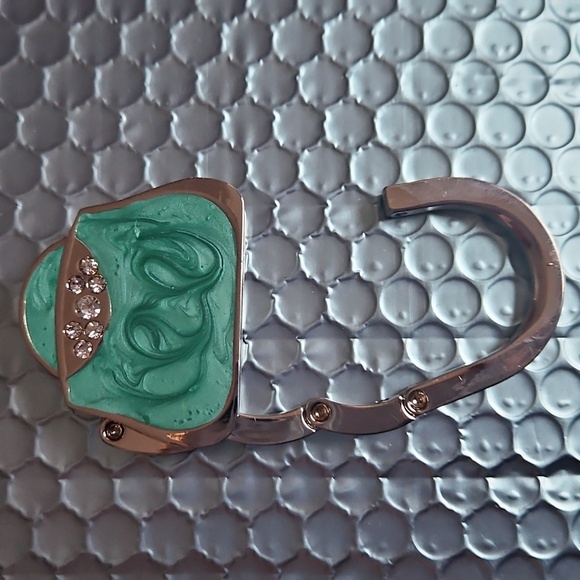 Green and Silver Bag Hook, Keeps your purse/bag off the floor, New In Box - Picture 5 of 8